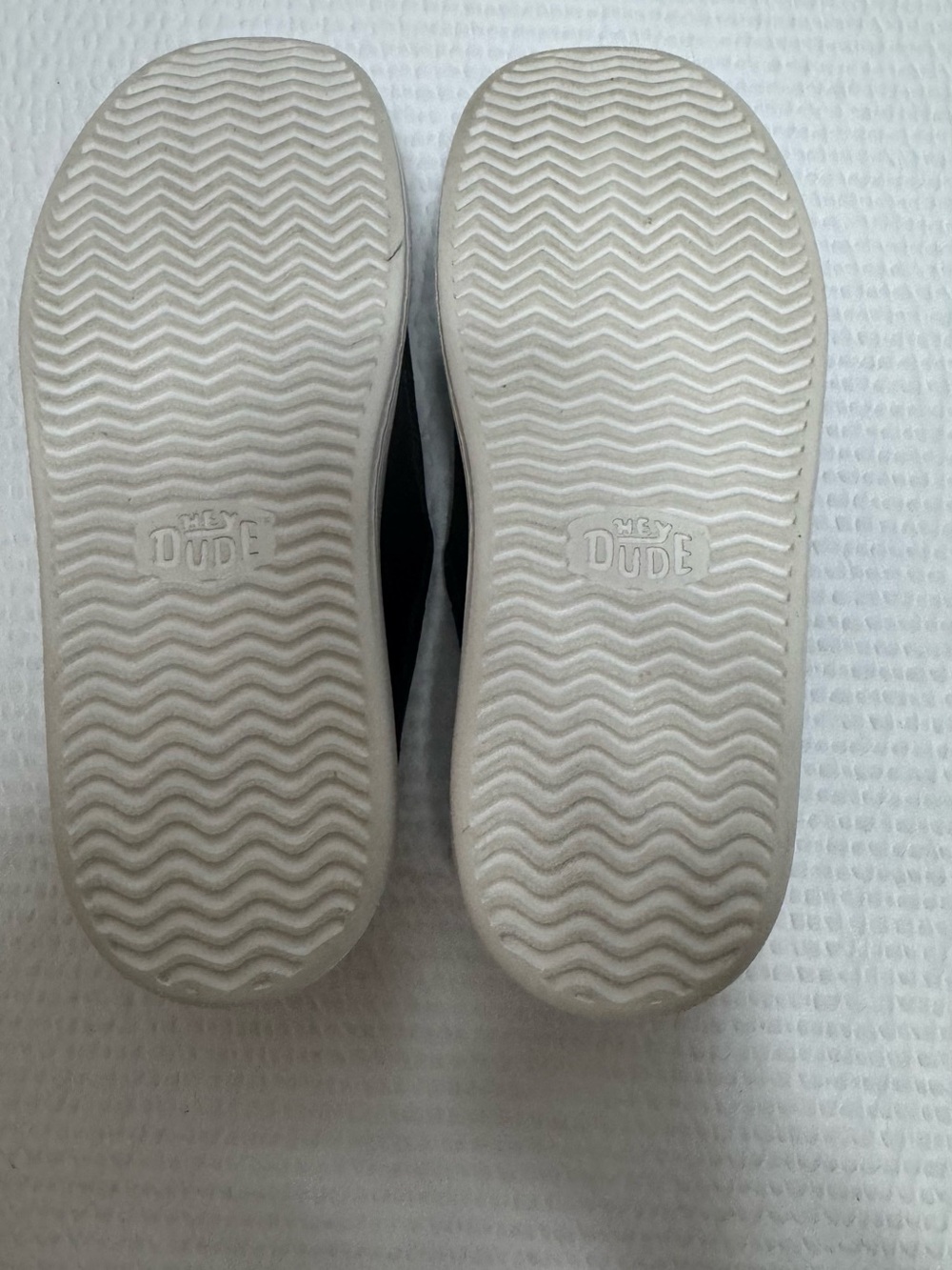 black leather Hey Dude Austin Lift slip-on white platform black size 8 - Picture 3 of 11